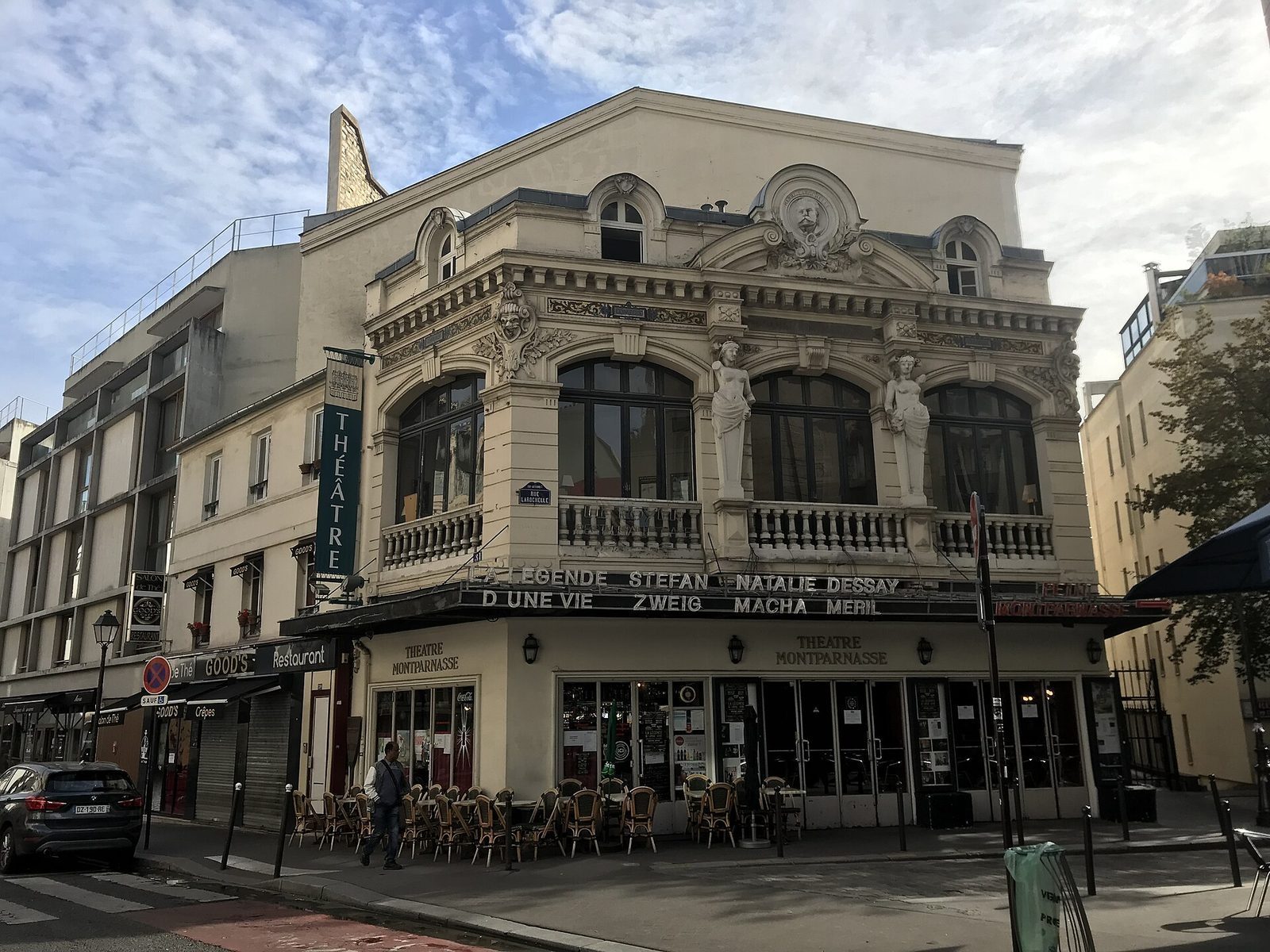Fasaden til Théâtre Montparnasse i Rue de la Gaîté